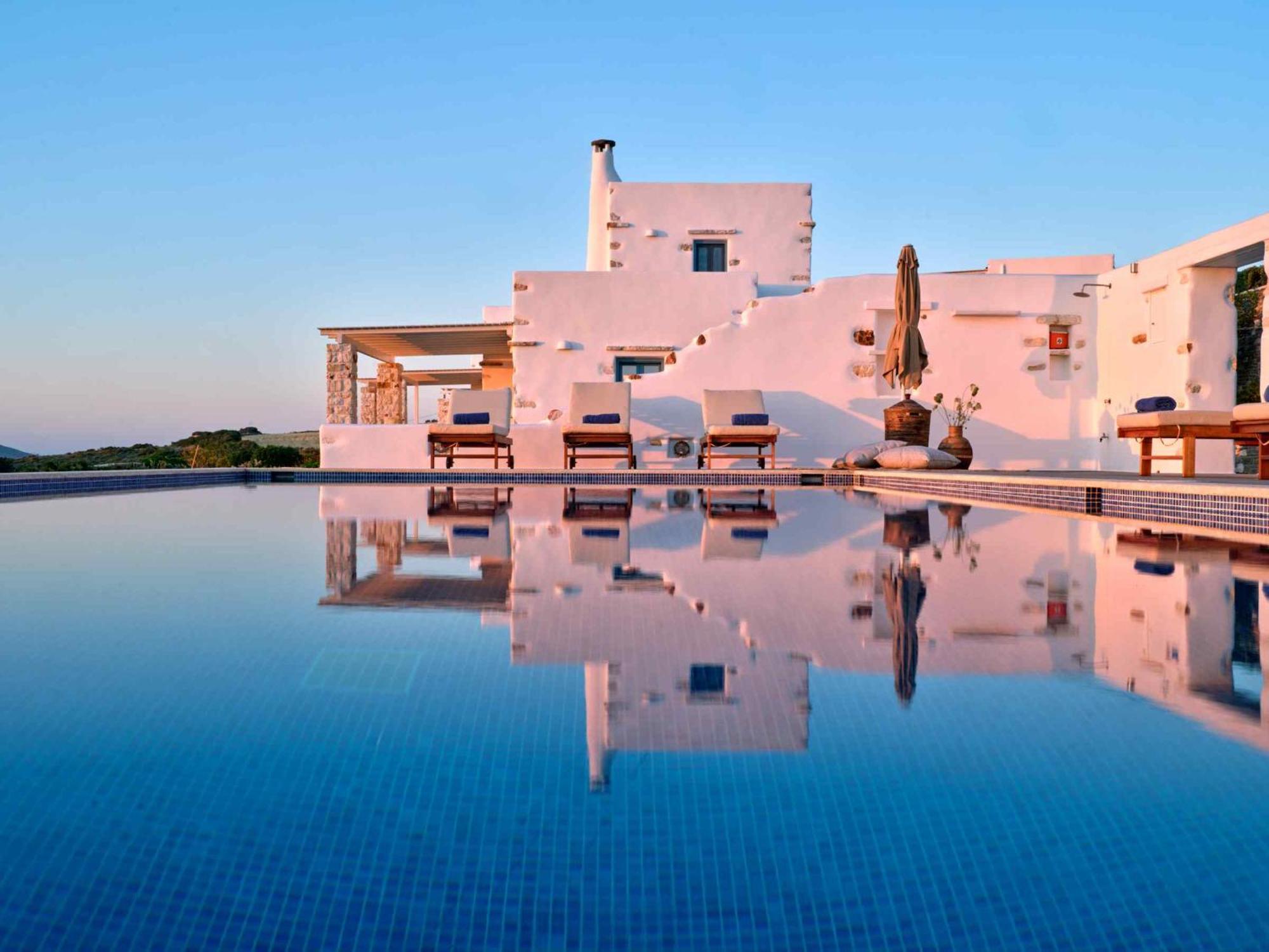 Luxurious Villa Pactia Amazing Pool Isterni  Eksteriør bilde