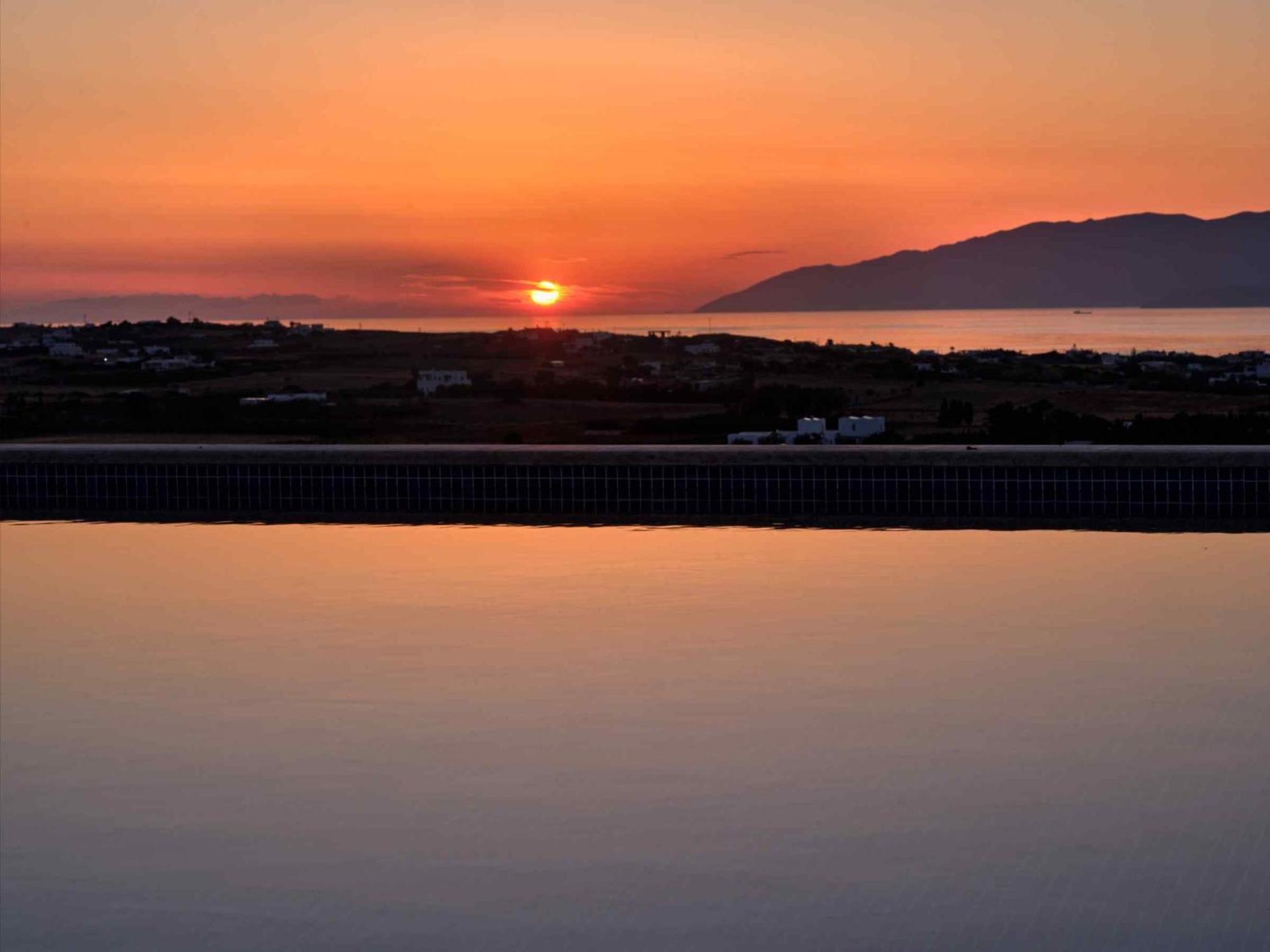 Luxurious Villa Pactia Amazing Pool Isterni  Eksteriør bilde