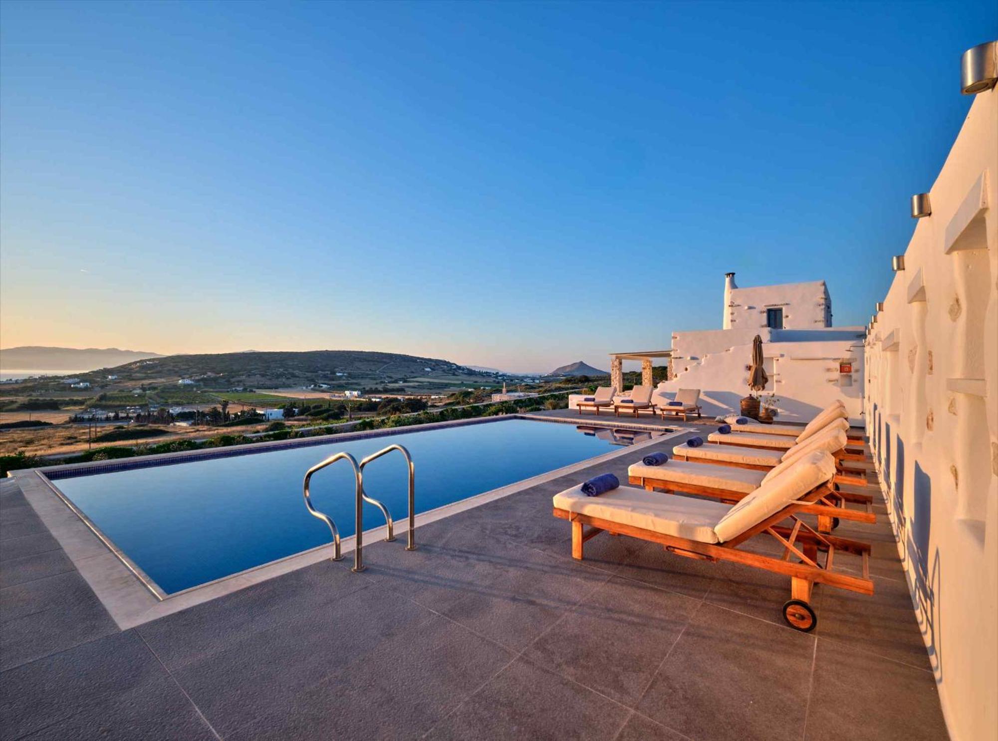 Luxurious Villa Pactia Amazing Pool Isterni  Eksteriør bilde