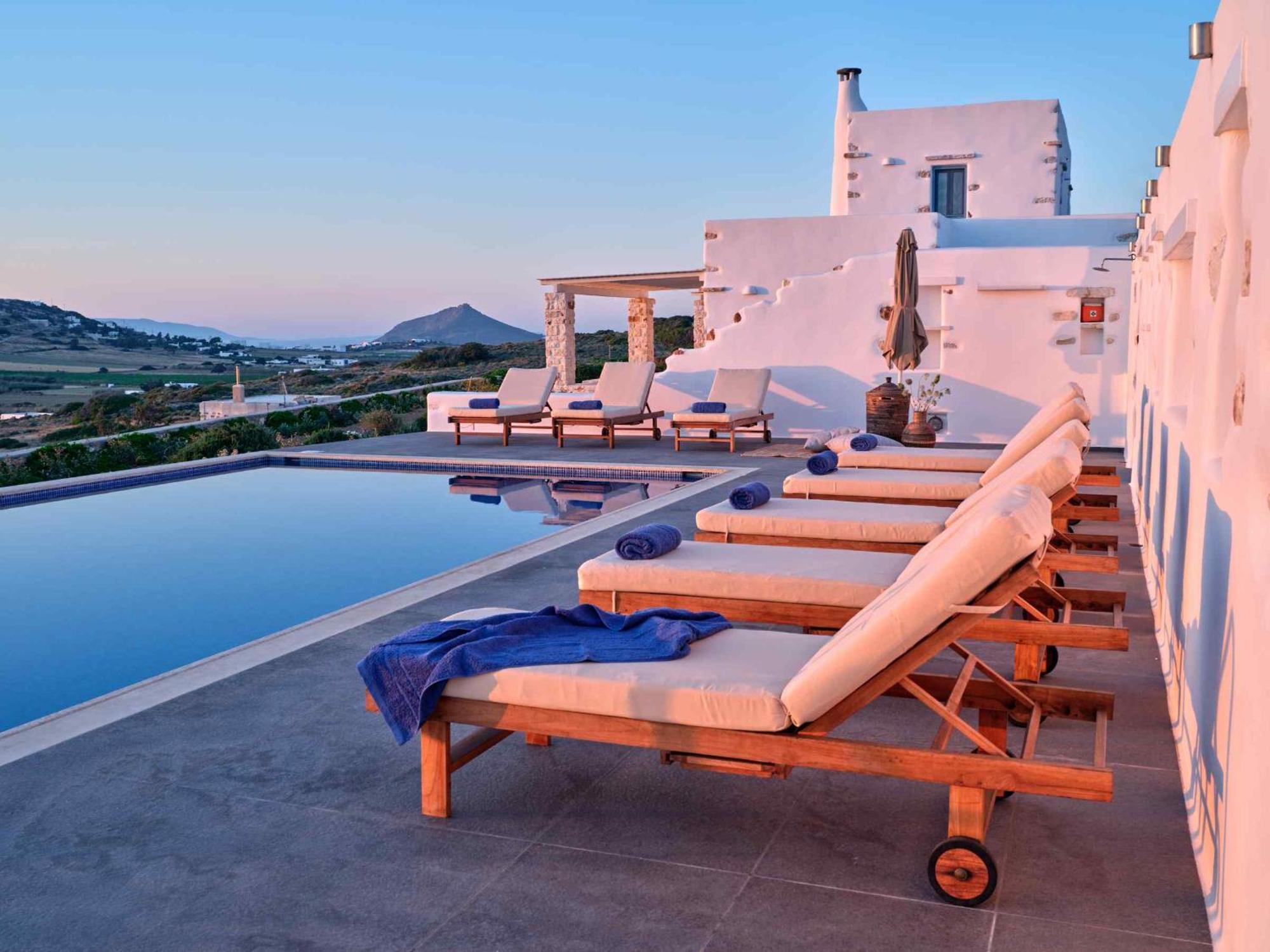 Luxurious Villa Pactia Amazing Pool Isterni  Eksteriør bilde